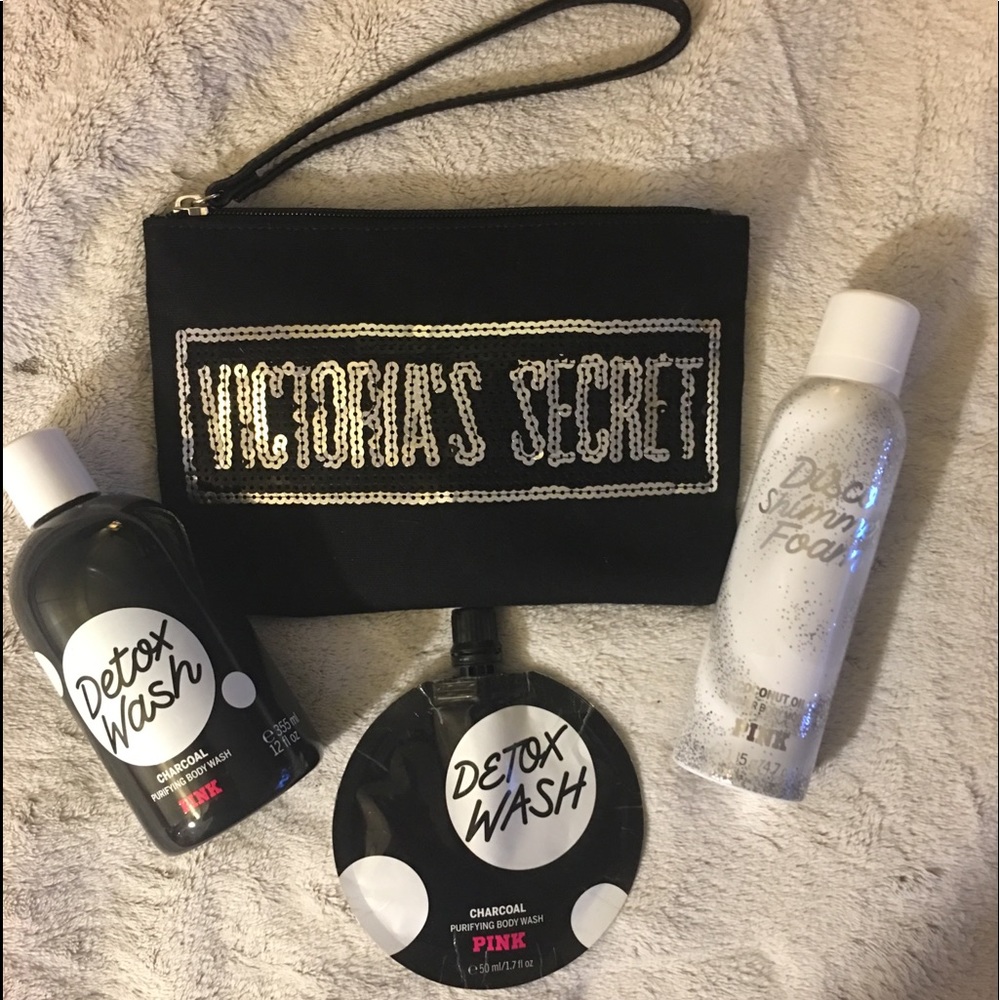 💋PINK VS Beauty Lot NWT